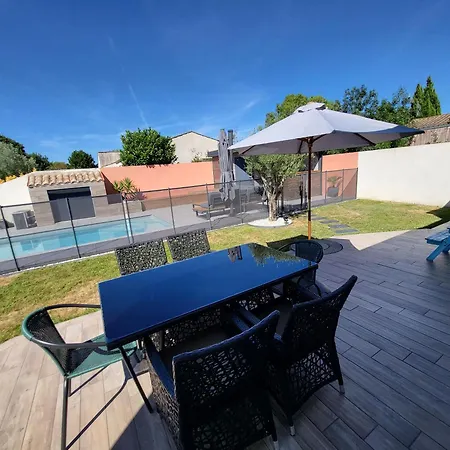 Proche De La Rochelle Avec Piscine *